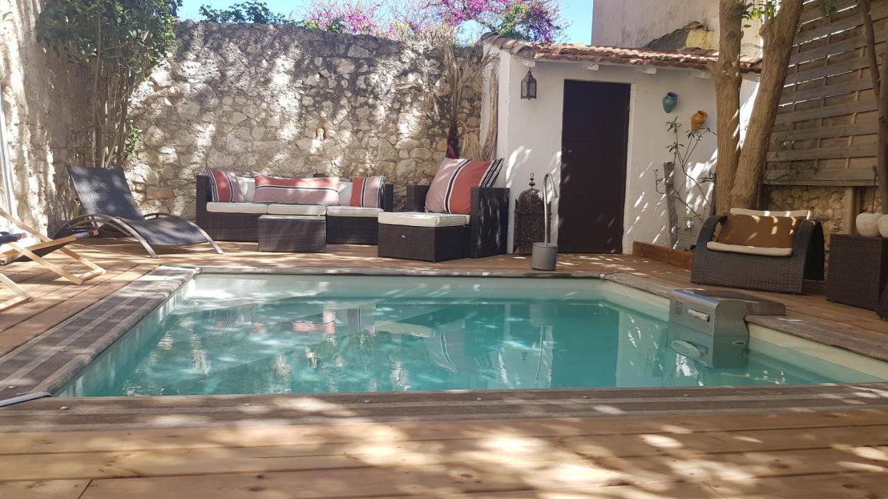 La Demeure Du Pressoir Bed & Breakfast Cuxac-dʼAude Dış mekan fotoğraf