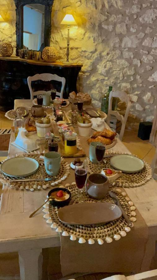 La Demeure Du Pressoir Bed & Breakfast Cuxac-dʼAude Dış mekan fotoğraf