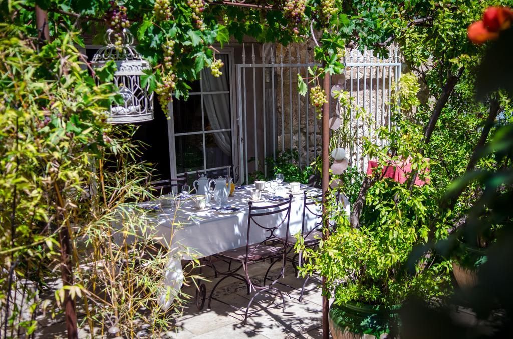 La Demeure Du Pressoir Bed & Breakfast Cuxac-dʼAude Dış mekan fotoğraf